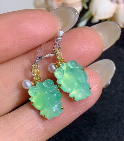 18K Gold Iced Green Goldfish-Shaped Earrings of Jade (Element Water & Wood)