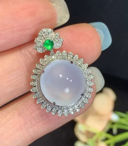 18K Icy Jade Oval Cabochon Pendant (Metal and Earth)