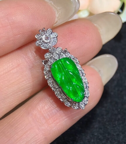 18k Diamond Leaf Glass Jade Pendant (Metal and Wood)